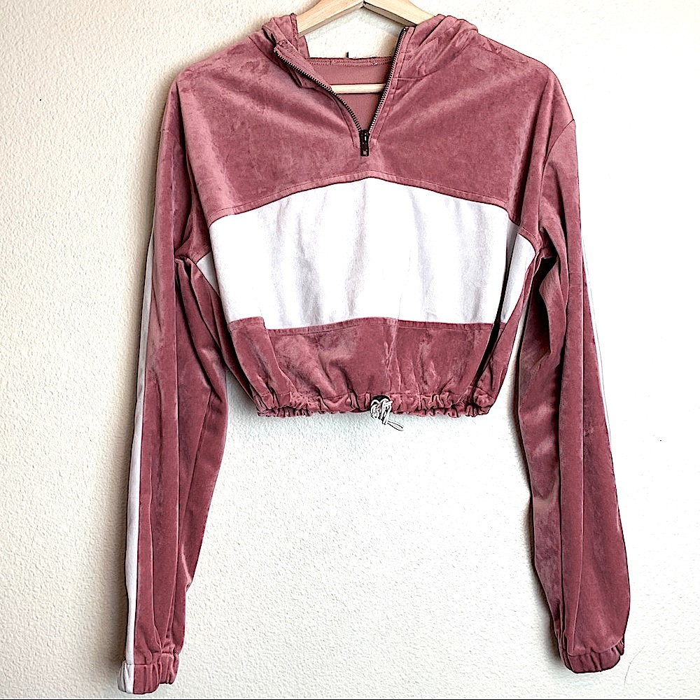 4/25 M.N.I Los Angeles Velour Crop Hoodie Size M